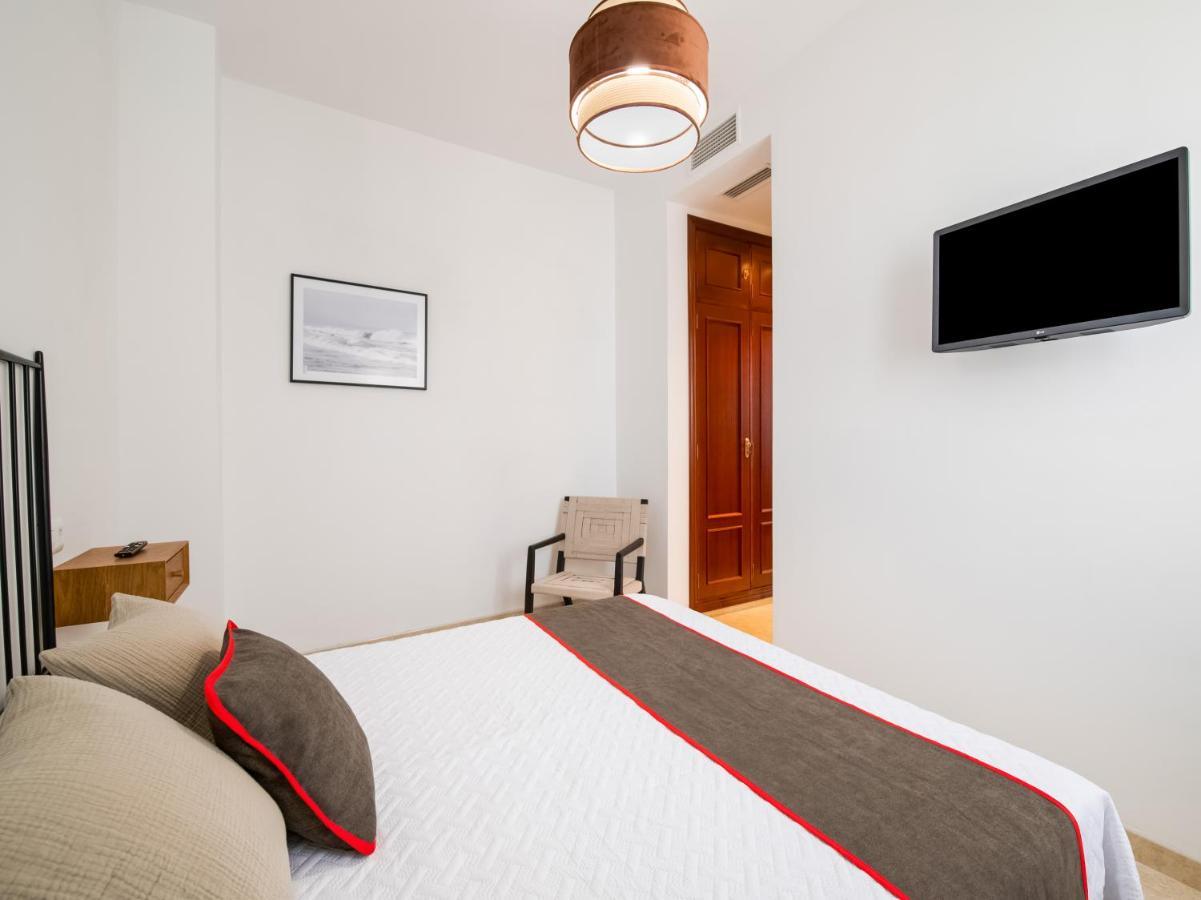 Apartamentos Santiago Ecija Ngoại thất bức ảnh
